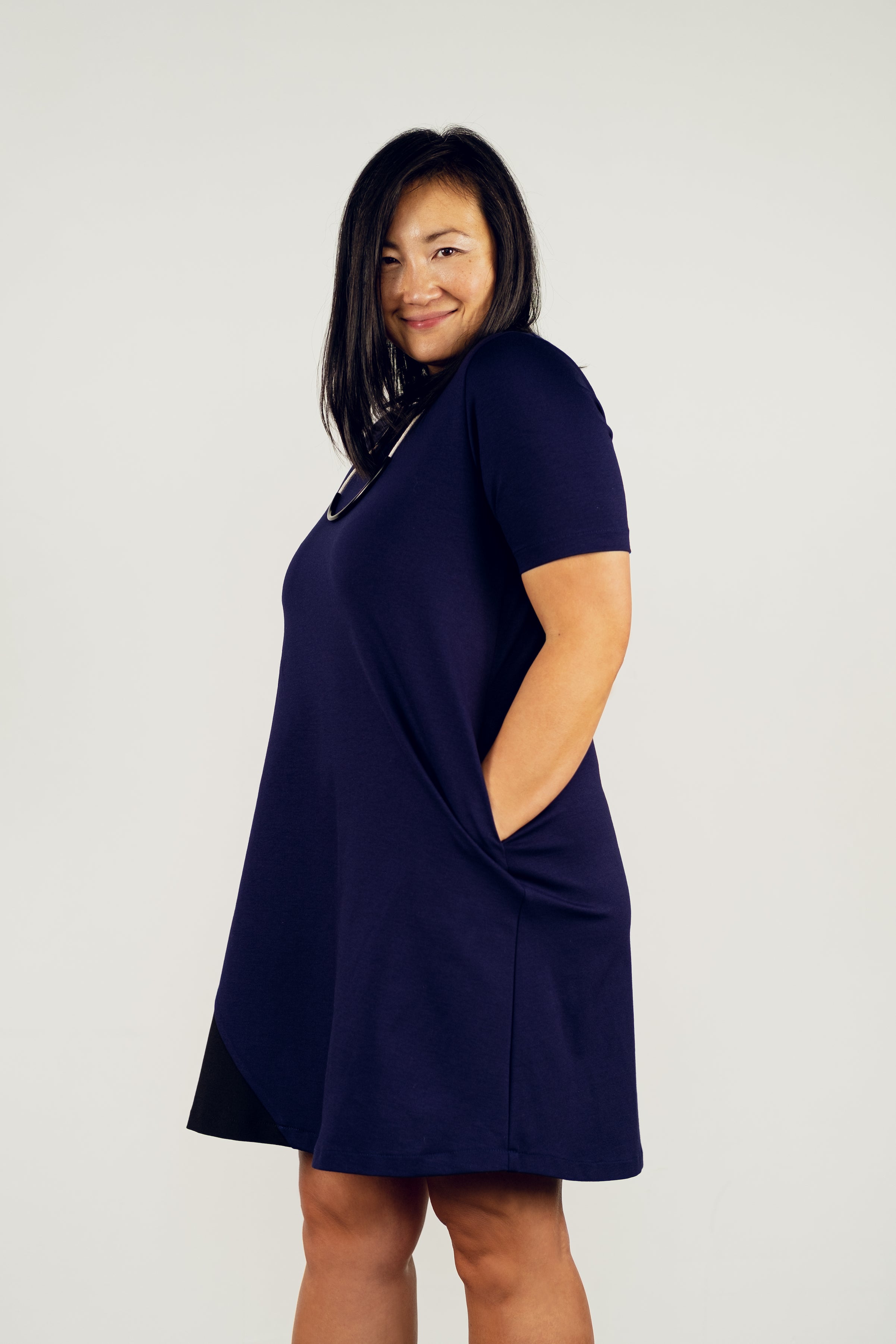 Midi Length T-Shirt Dress 2X/3X / Navy w/ Black Midi Length T-Shirt Dress 2X/3X / Navy w/ Black